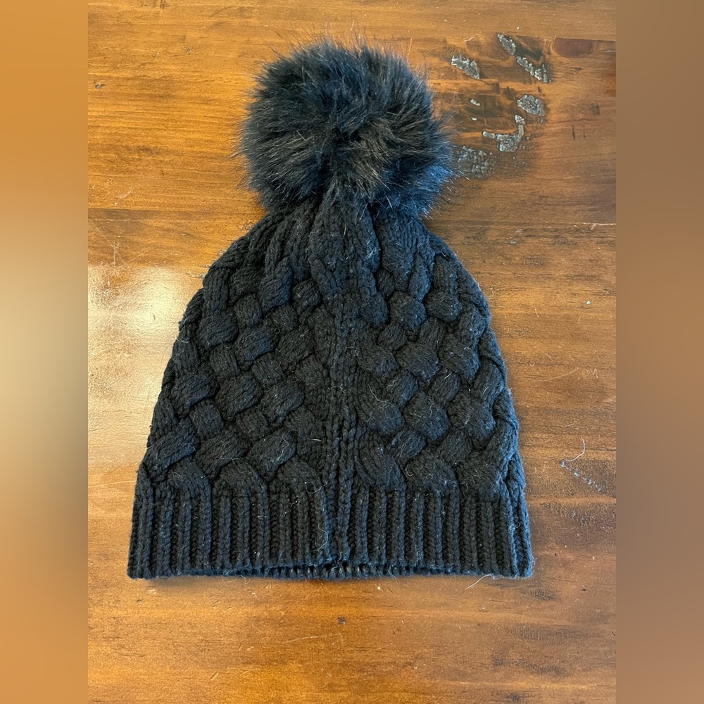 J.Crew Factory Womens Black Pom-Pom Beanie Hat - Picture 2 of 4